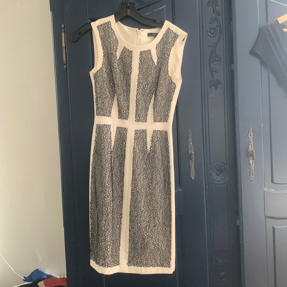 BCBG Rumor Lace-Blocked Sheath Dress Cream with Black Lace Sleeveless Size 0